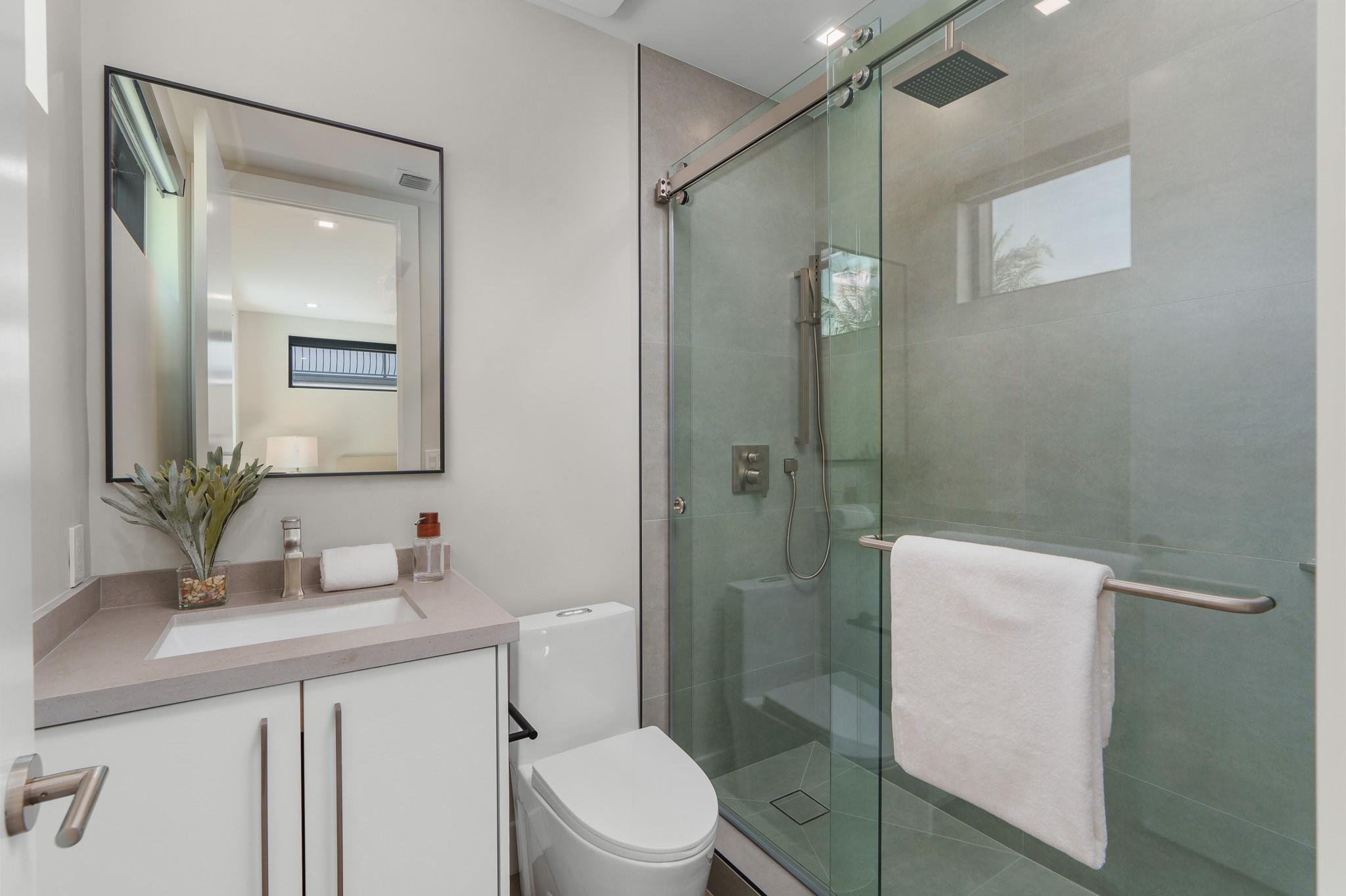 LAUDERDALE - Residential