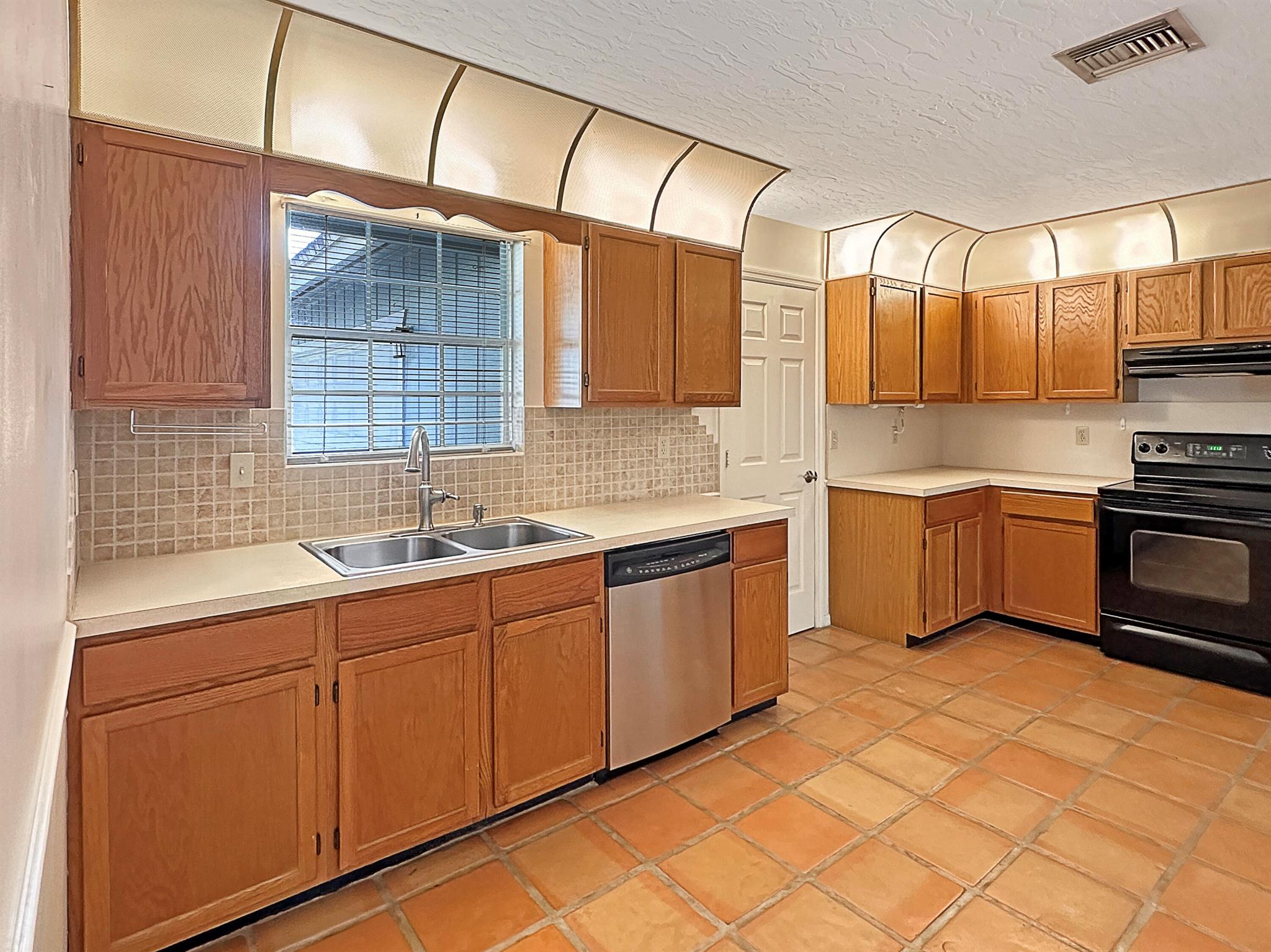 HOLIDAY PINES SUBDIVISION PHASE IIB - Residential