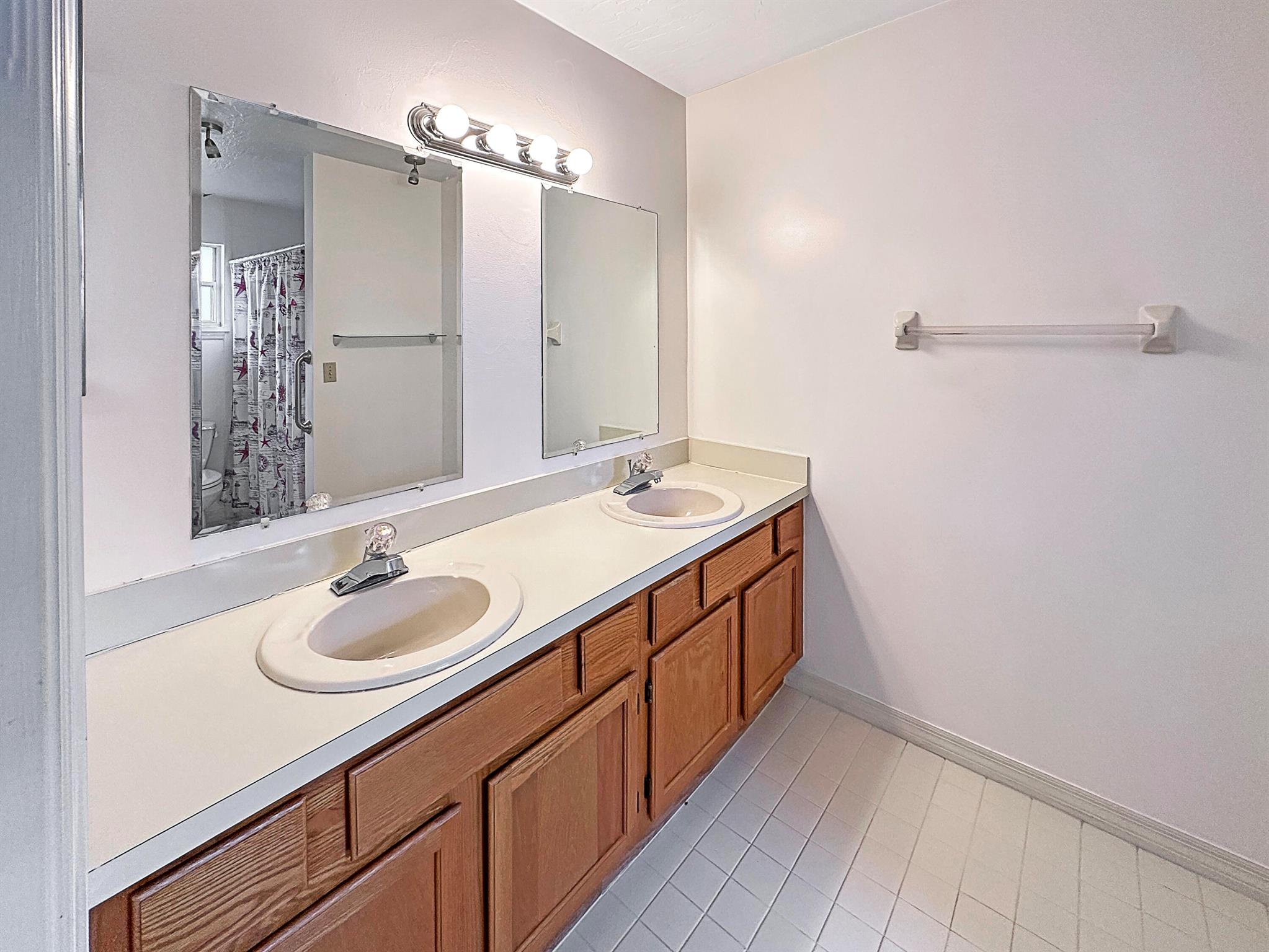 HOLIDAY PINES SUBDIVISION PHASE IIB - Residential