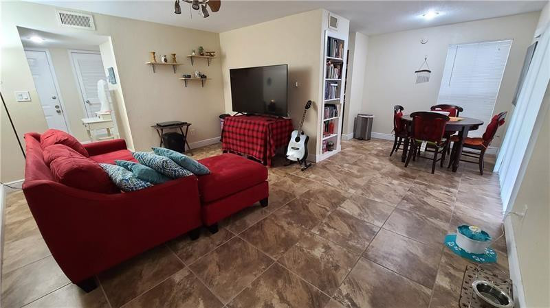 Savannah At Riverside Con - Residential Lease