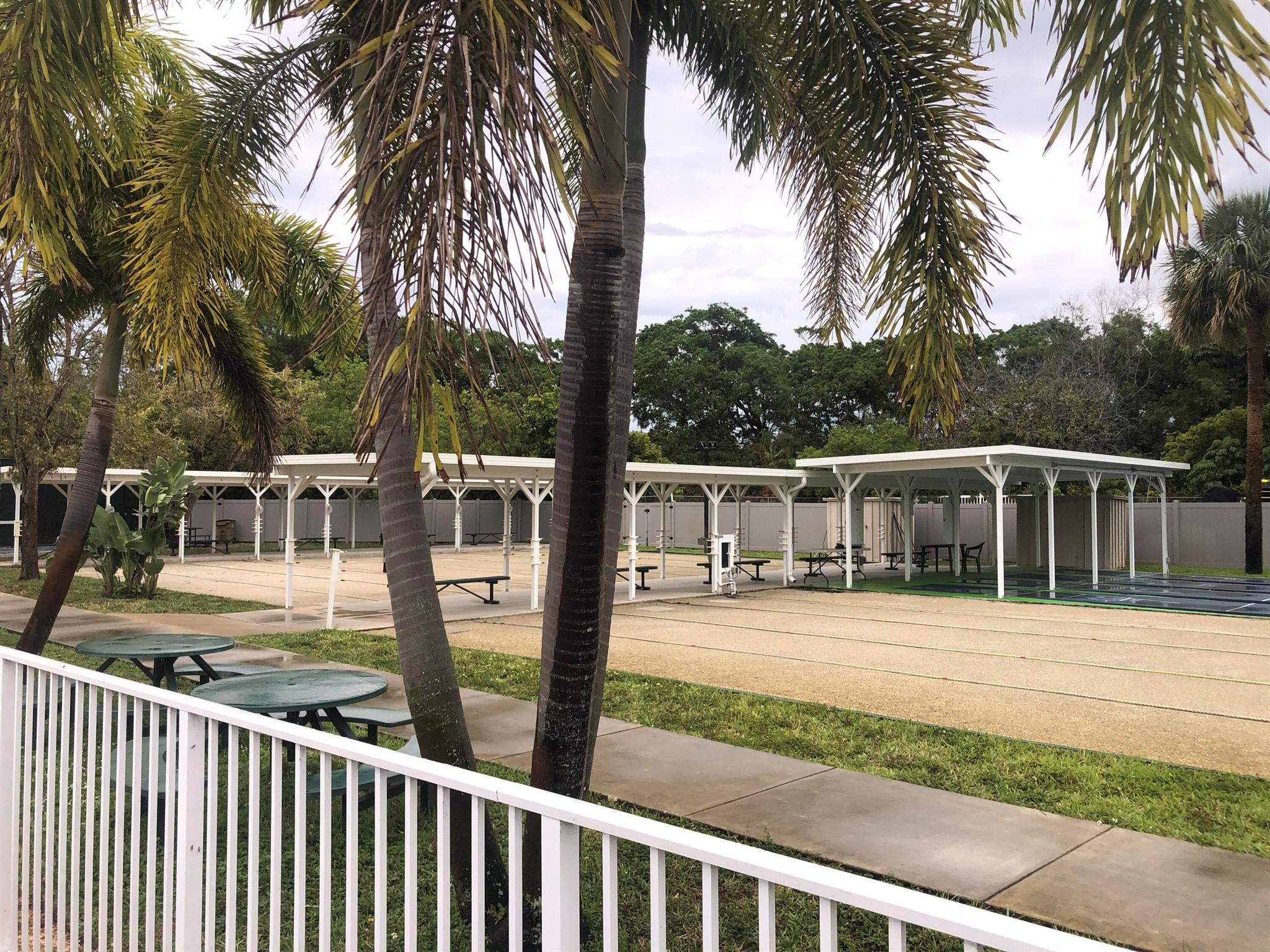 PINE TREE PARK CO-OP - Residential