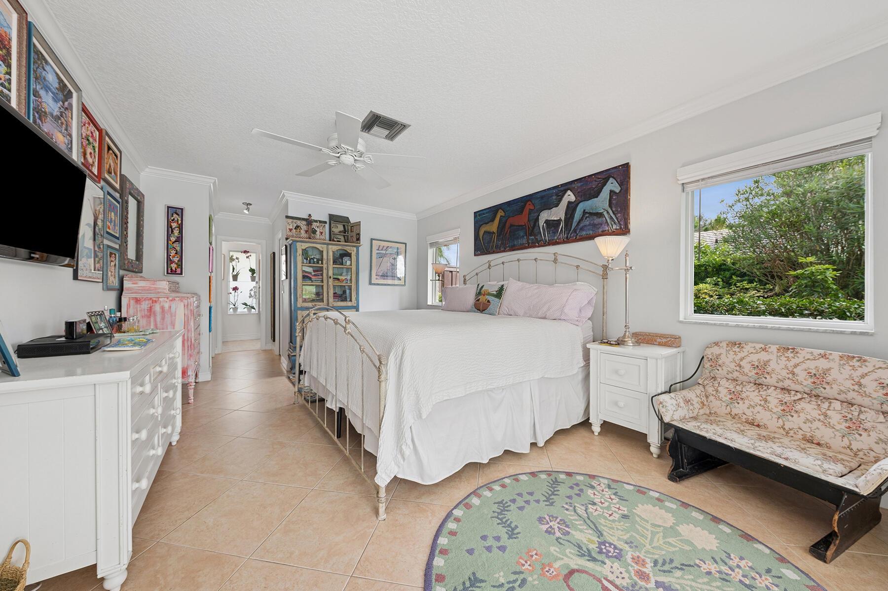 LAKEVIEW/SHERWOOD PARK - Residential