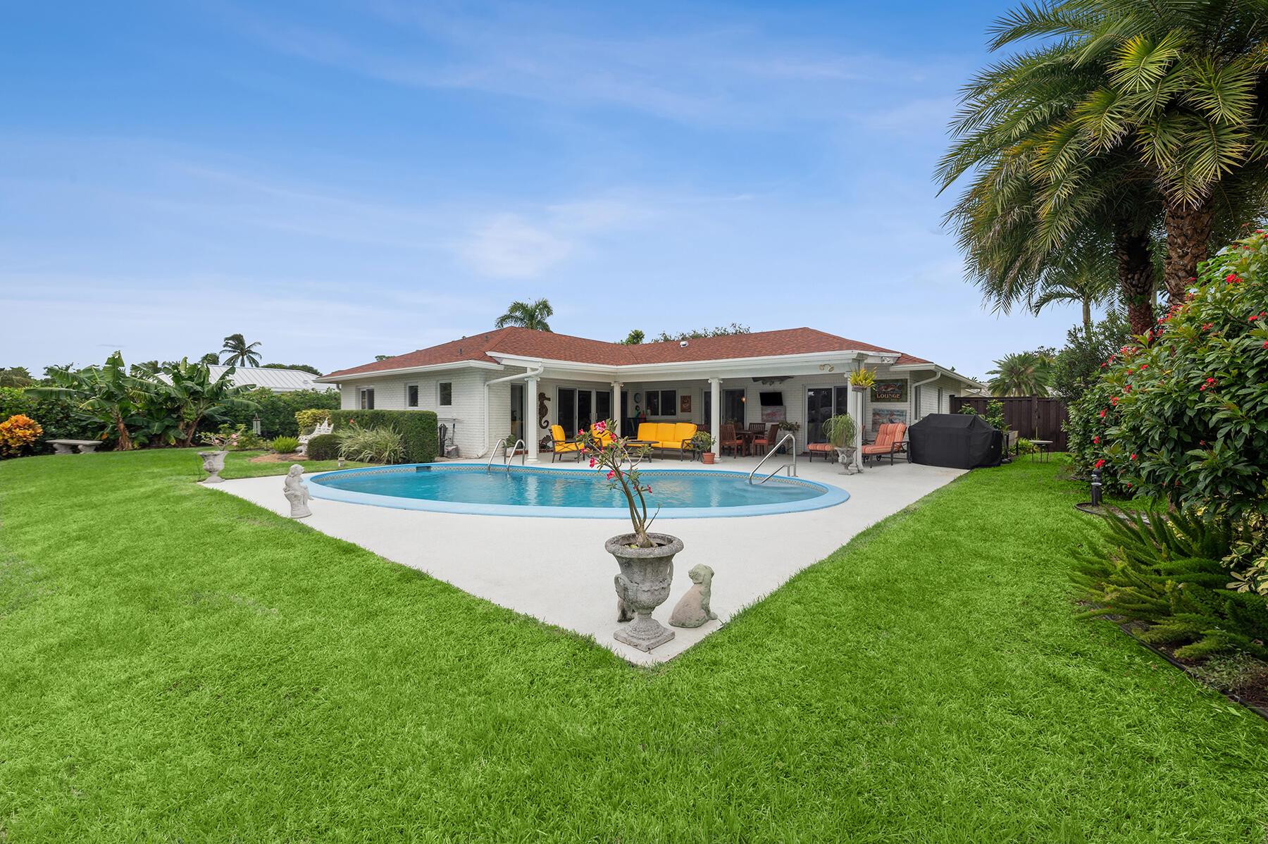 LAKEVIEW/SHERWOOD PARK - Residential