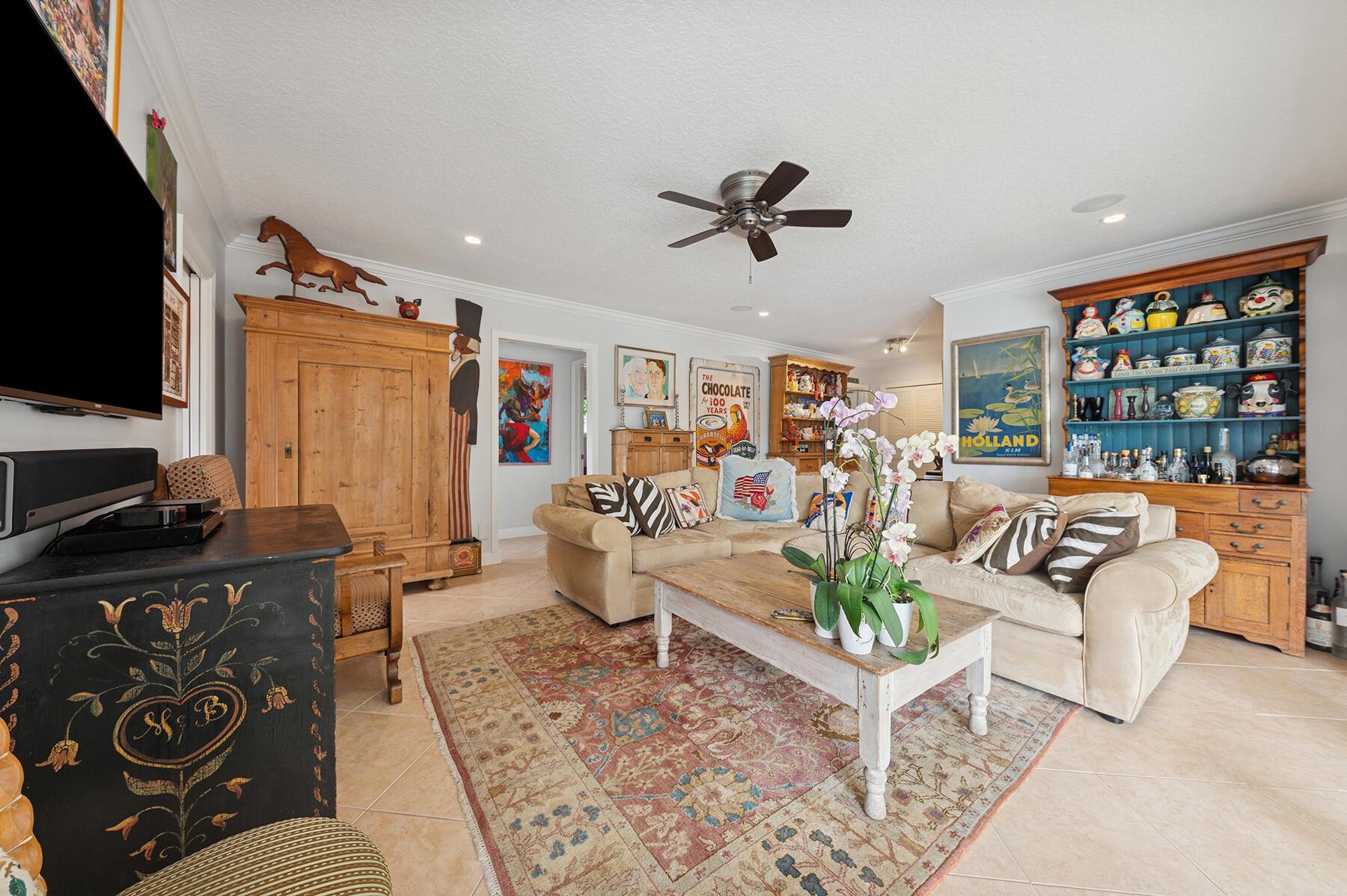 LAKEVIEW/SHERWOOD PARK - Residential