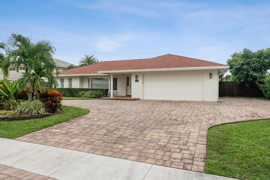 Photo of 3410 Lakeview Boulevard, Delray Beach, FL 33445 (MLS # R11132821)