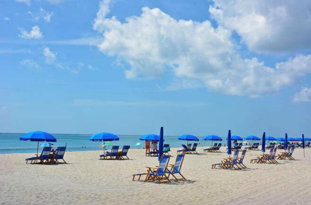 LAKEVIEW/SHERWOOD PARK - Residential