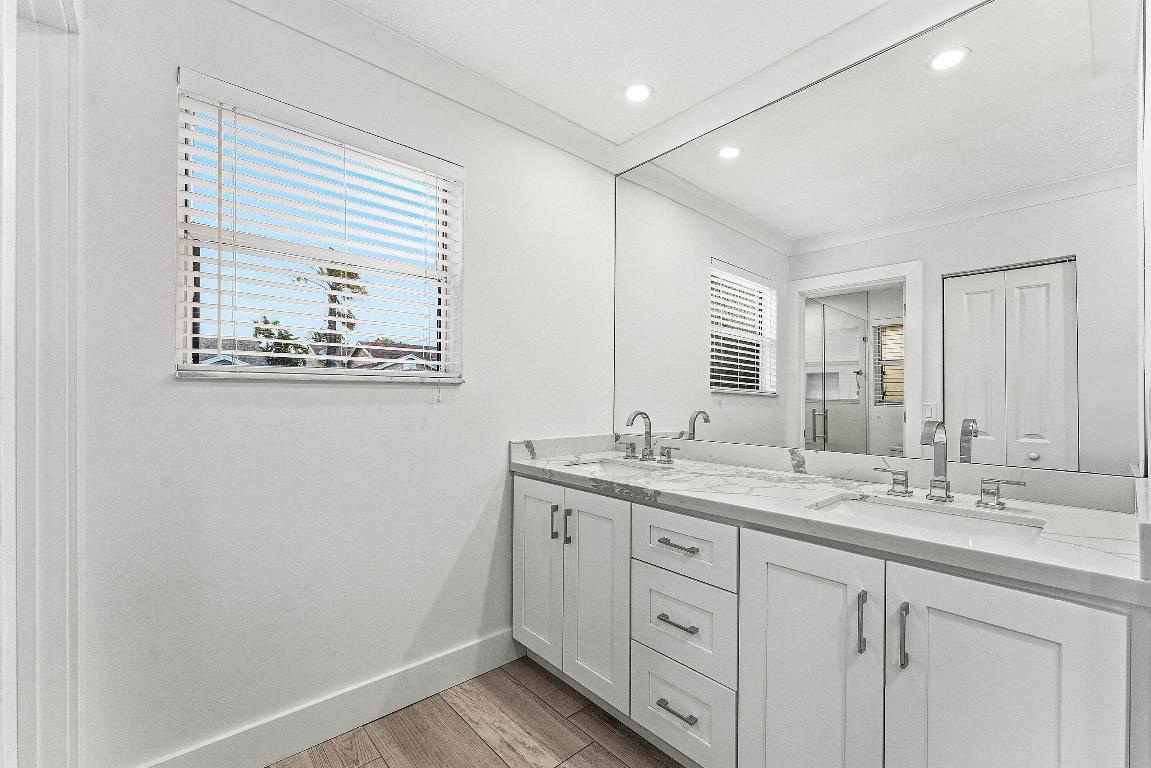 RAINBERRY LAKE PH III-B - Residential