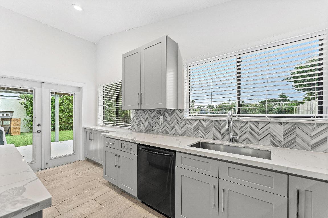 RAINBERRY LAKE PH III-B - Residential