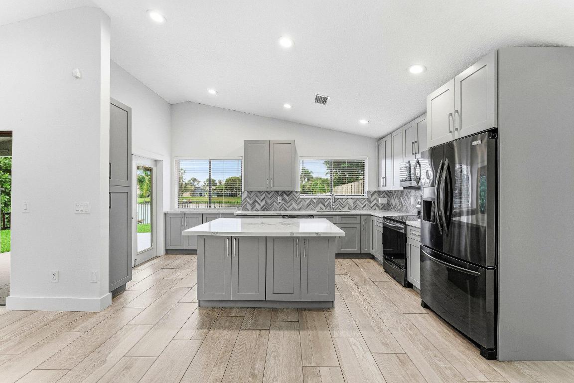 RAINBERRY LAKE PH III-B - Residential