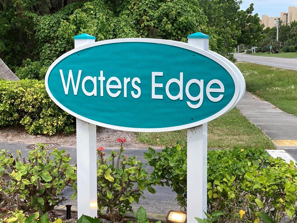 WATERS EDGE SUBDIVISION - Land