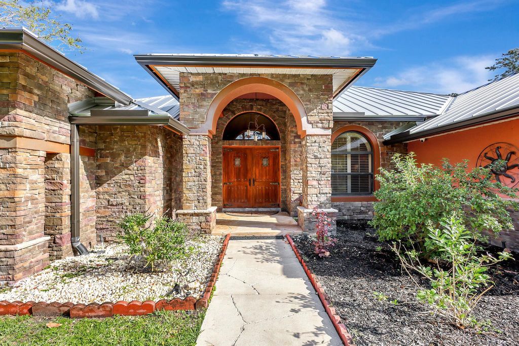 Photo of 10959 154th Road N, Jupiter, FL 33478 (MLS # R10968476)