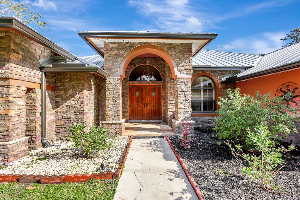 Photo of 10959 154th Road N, Jupiter, FL 33478 (MLS # R10968476)