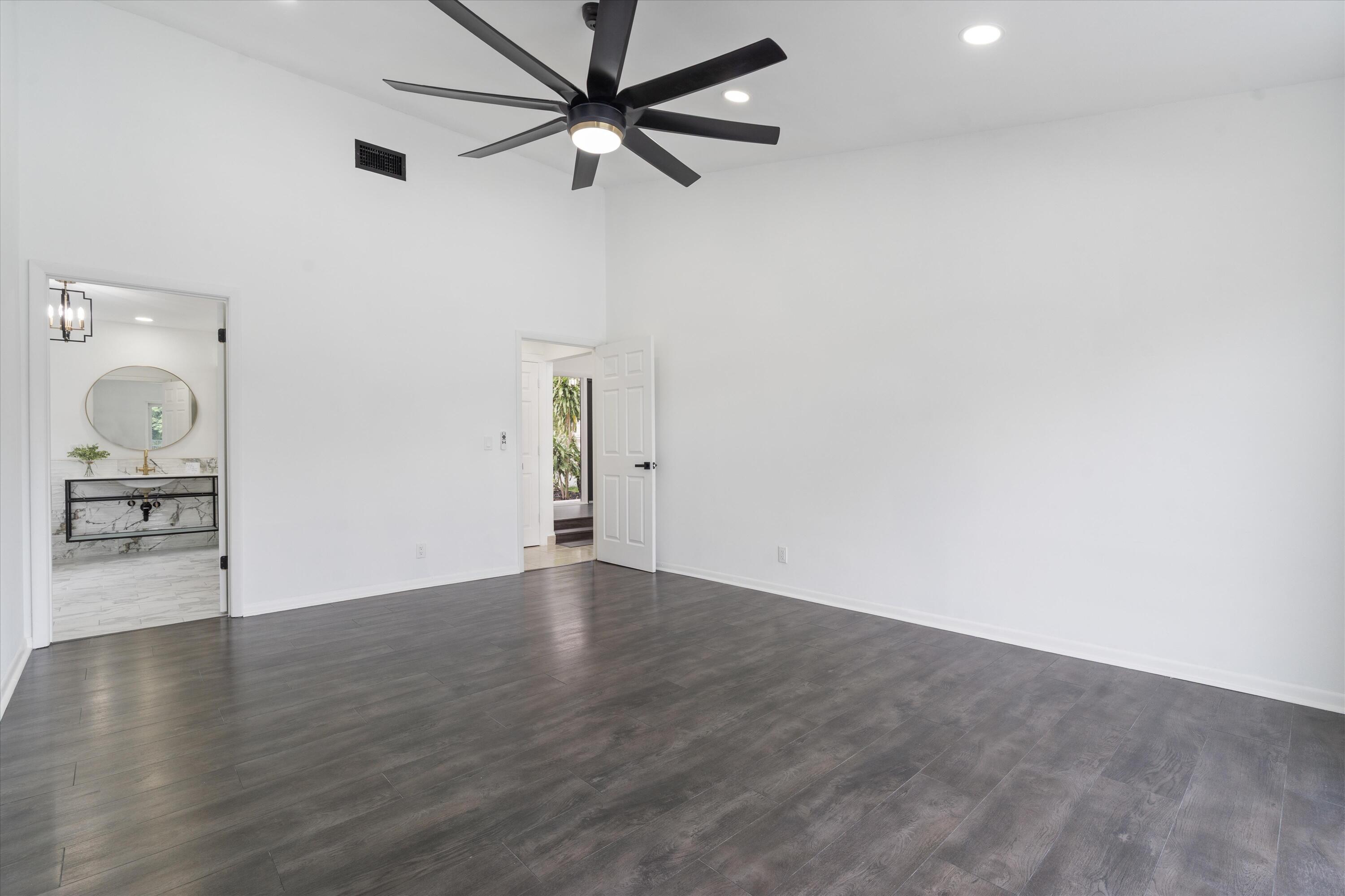 GREENVIEW SHORES 2 OF WELLINGTON - Residential