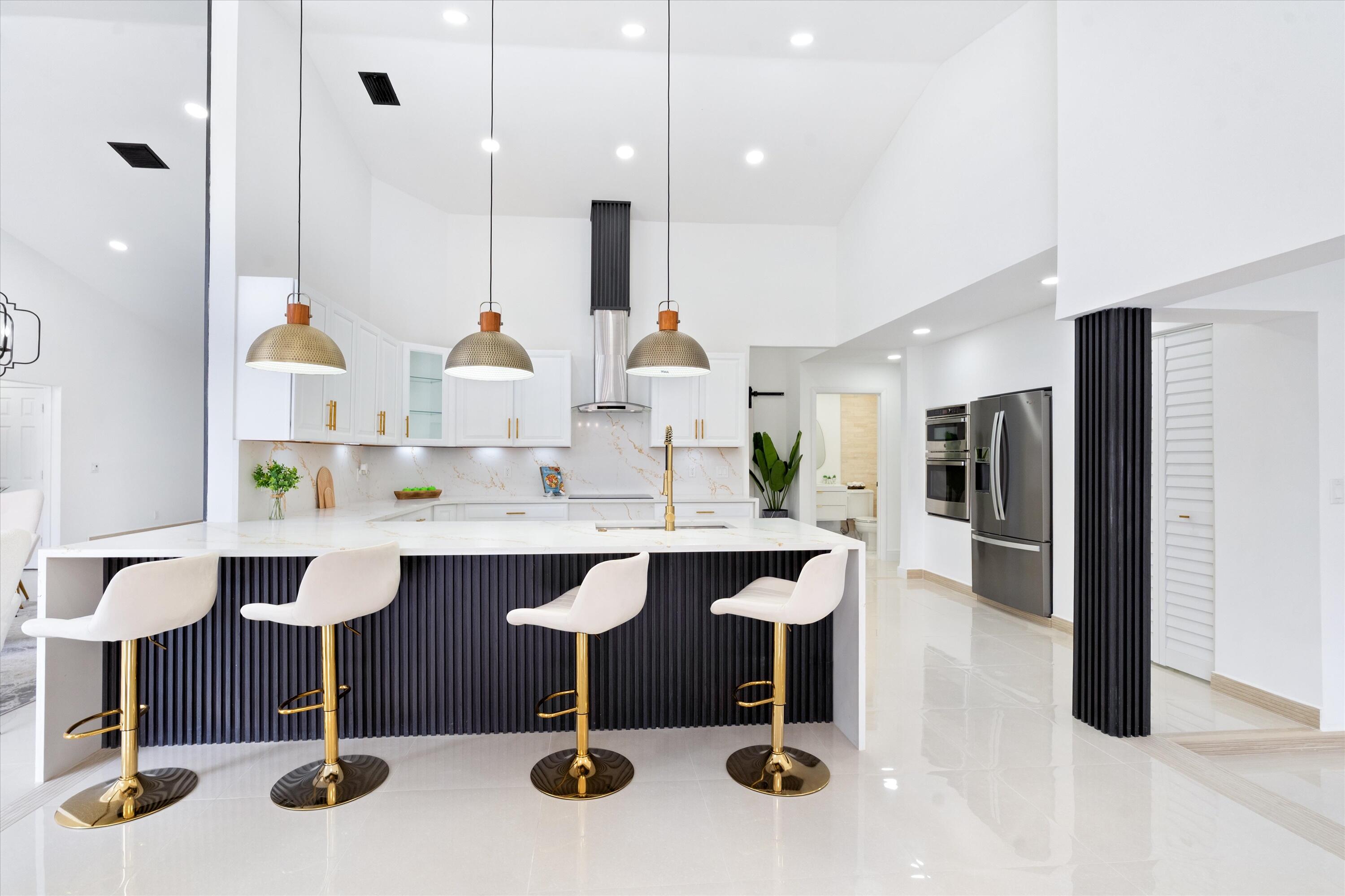 GREENVIEW SHORES 2 OF WELLINGTON - Residential