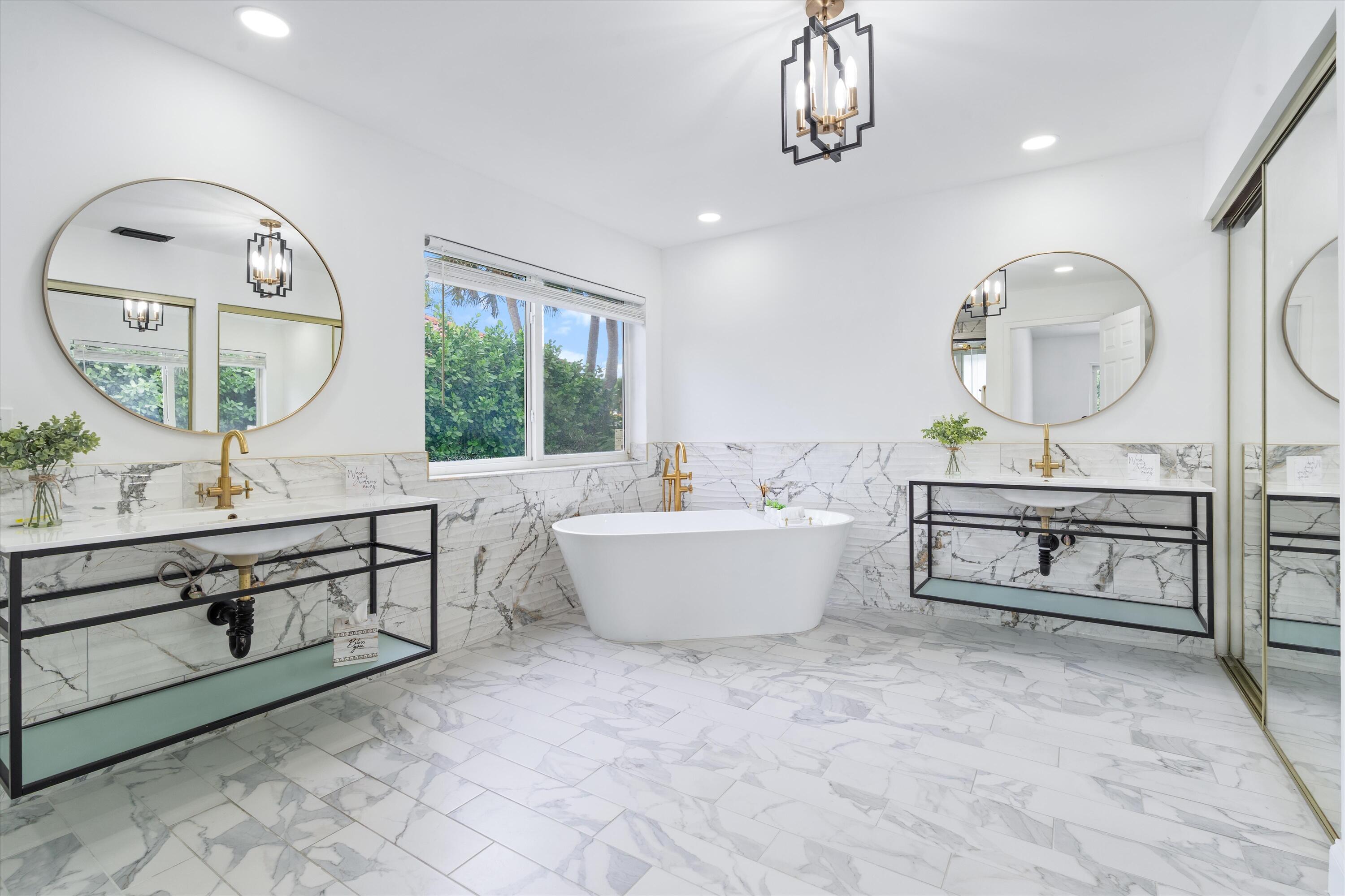 GREENVIEW SHORES 2 OF WELLINGTON - Residential