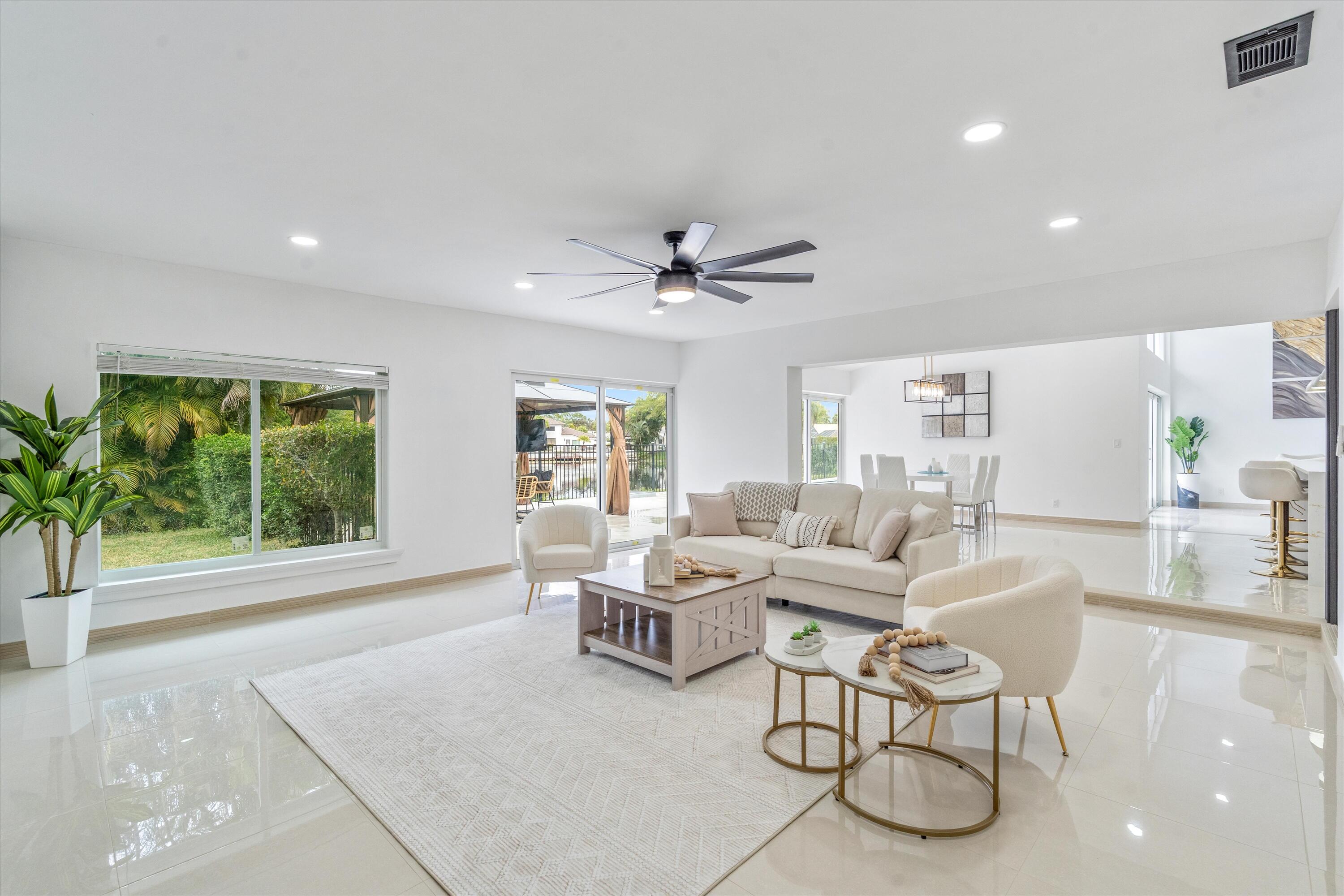 GREENVIEW SHORES 2 OF WELLINGTON - Residential