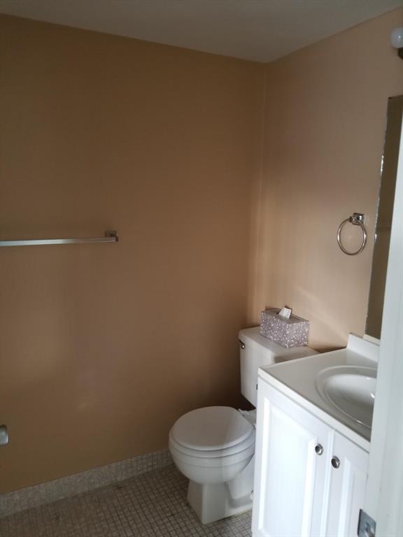 KINGS POINT FLANDERS CONDOS - Residential