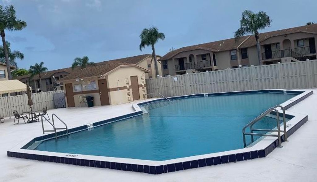 Photo of 9431 Boca Cove Circle #1016, Boca Raton, FL 33428 (MLS # R10923323)