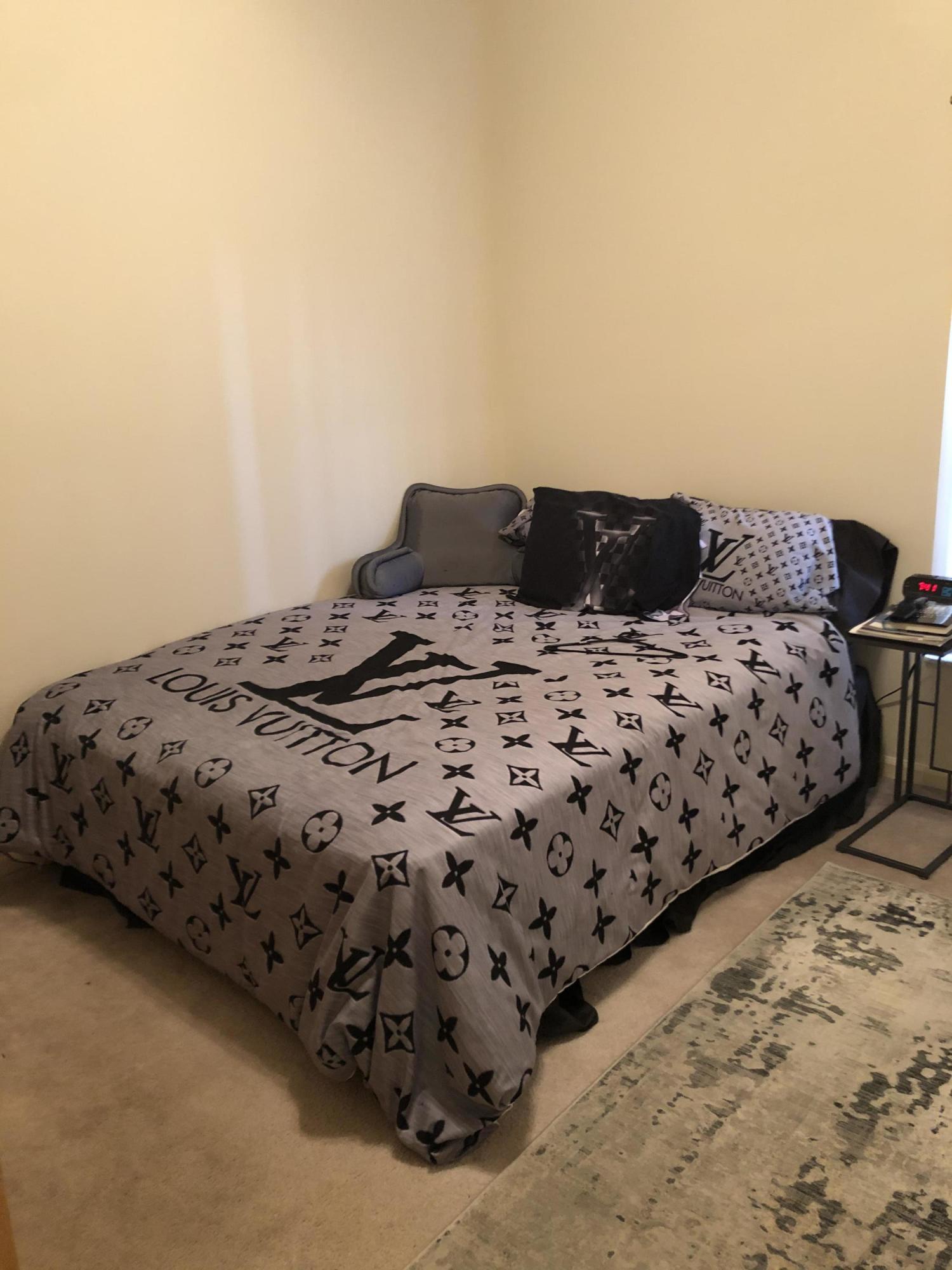 ABERDEEN 14 - Residential Lease