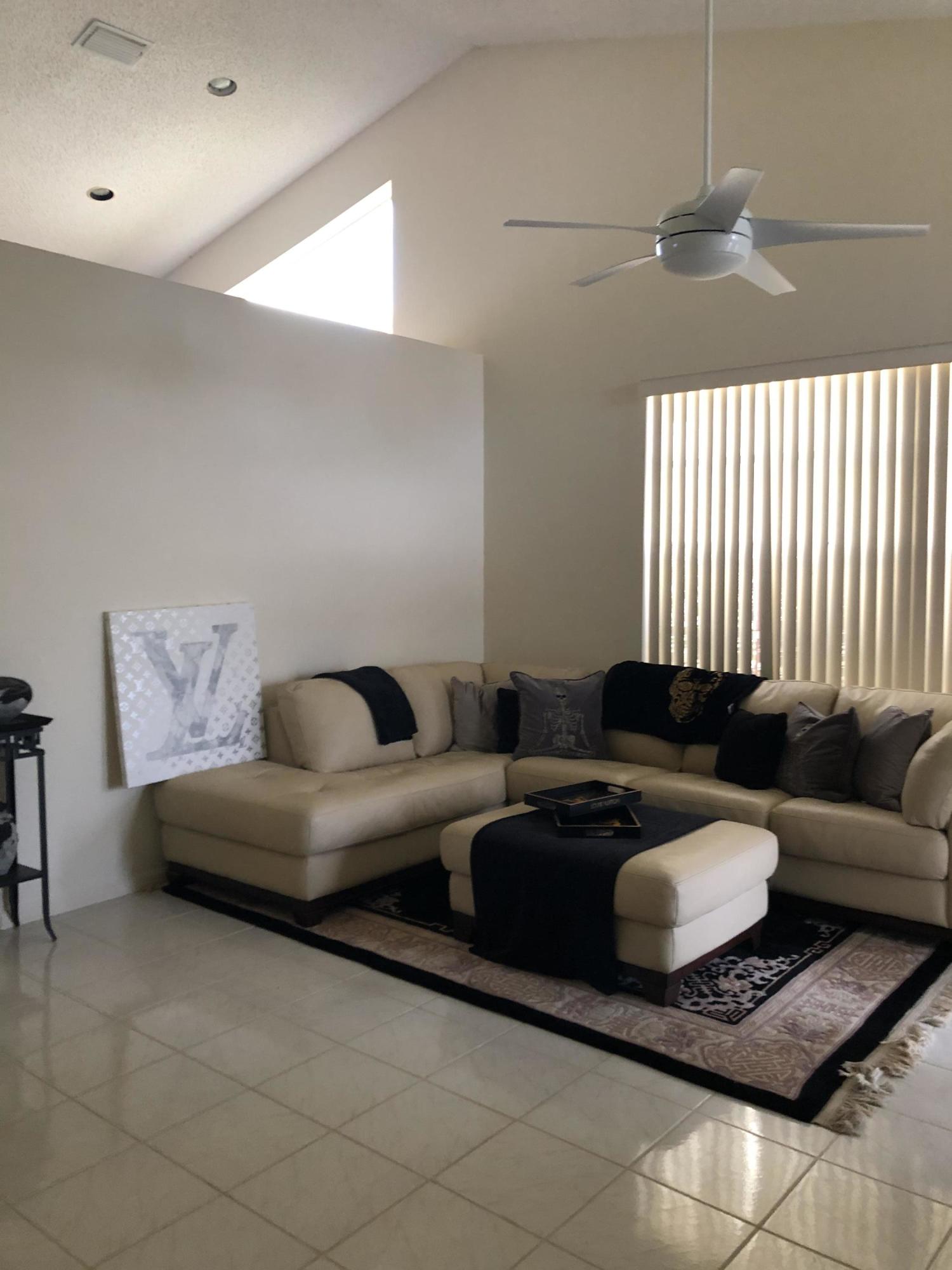 ABERDEEN 14 - Residential Lease