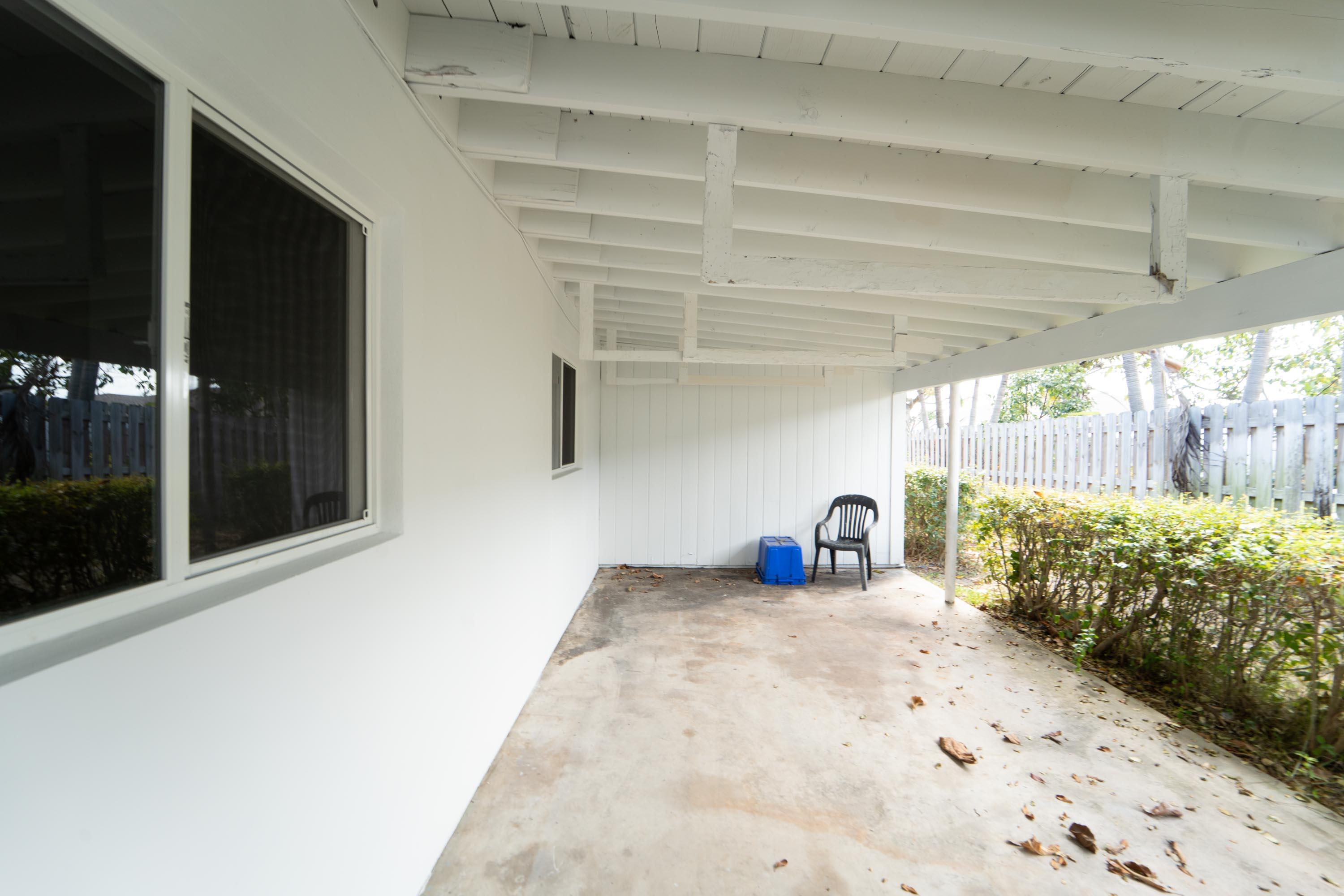 LAKE OSBORNE HILLS IN - Residential