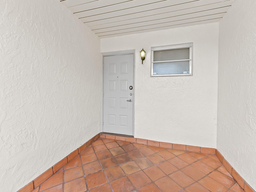 Photo of 2226 Nova Village Dr, Davie, FL 33317 (MLS # F10539868)