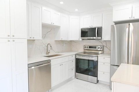 282 Burgundy F F Delray Beach FL 33484