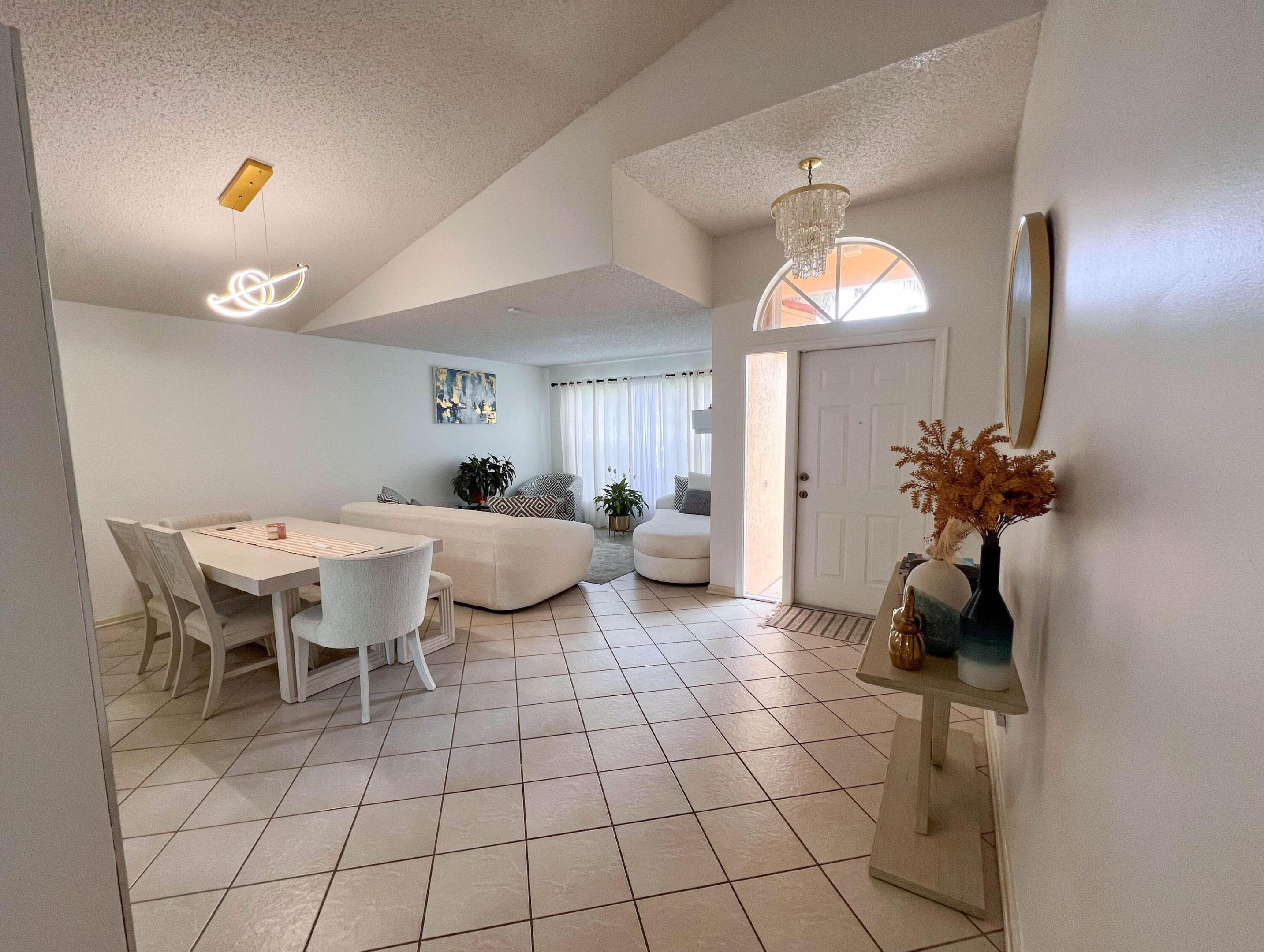 8229 White Rock Circle