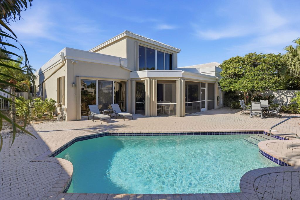 Photo of 5472 Ascot Bend, Boca Raton, FL 33496 (MLS # R11159595)