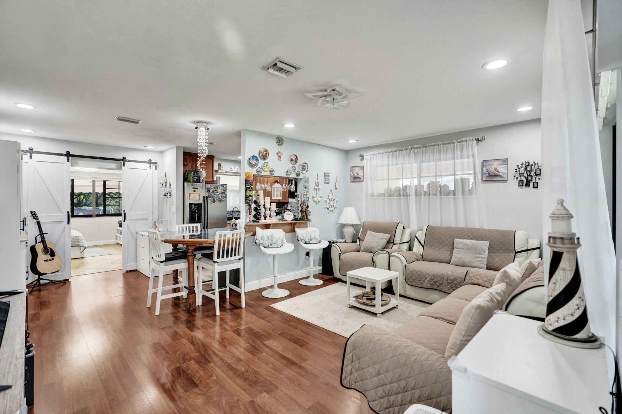 2610 NW 74TH Avenue