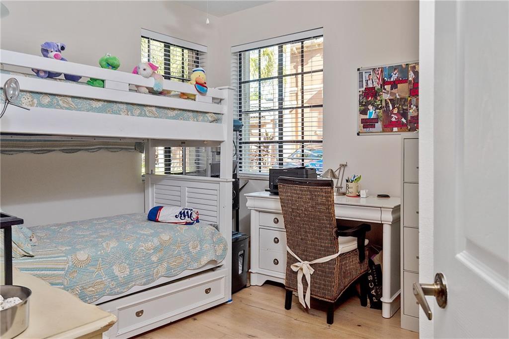 LEGENDS AT WESTON HILLS C - Residential