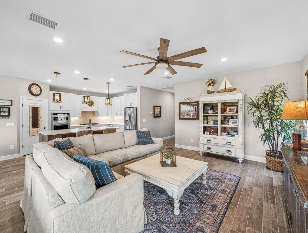 DEL WEBB AT TRADITION PLAT NO. 4 - Residential