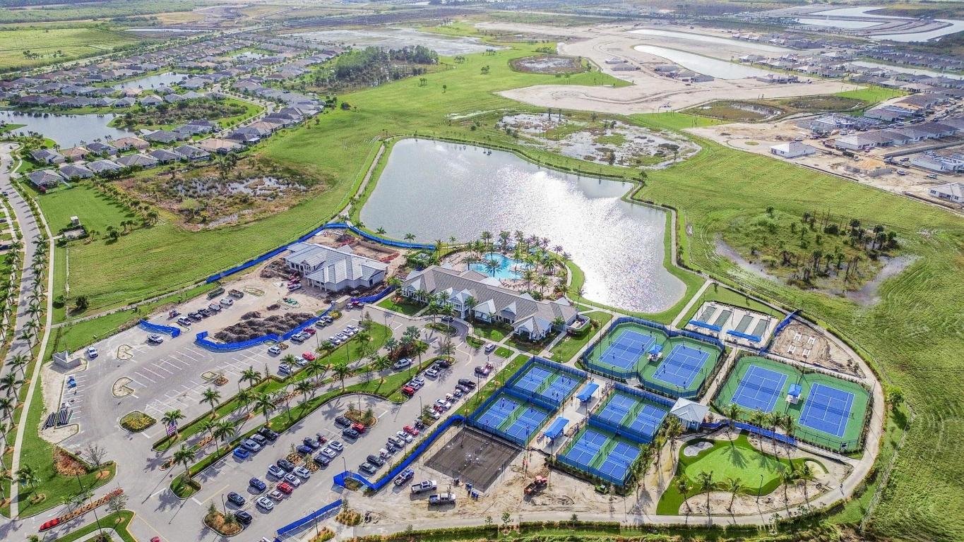 DEL WEBB AT TRADITION PLAT NO. 4 - Residential