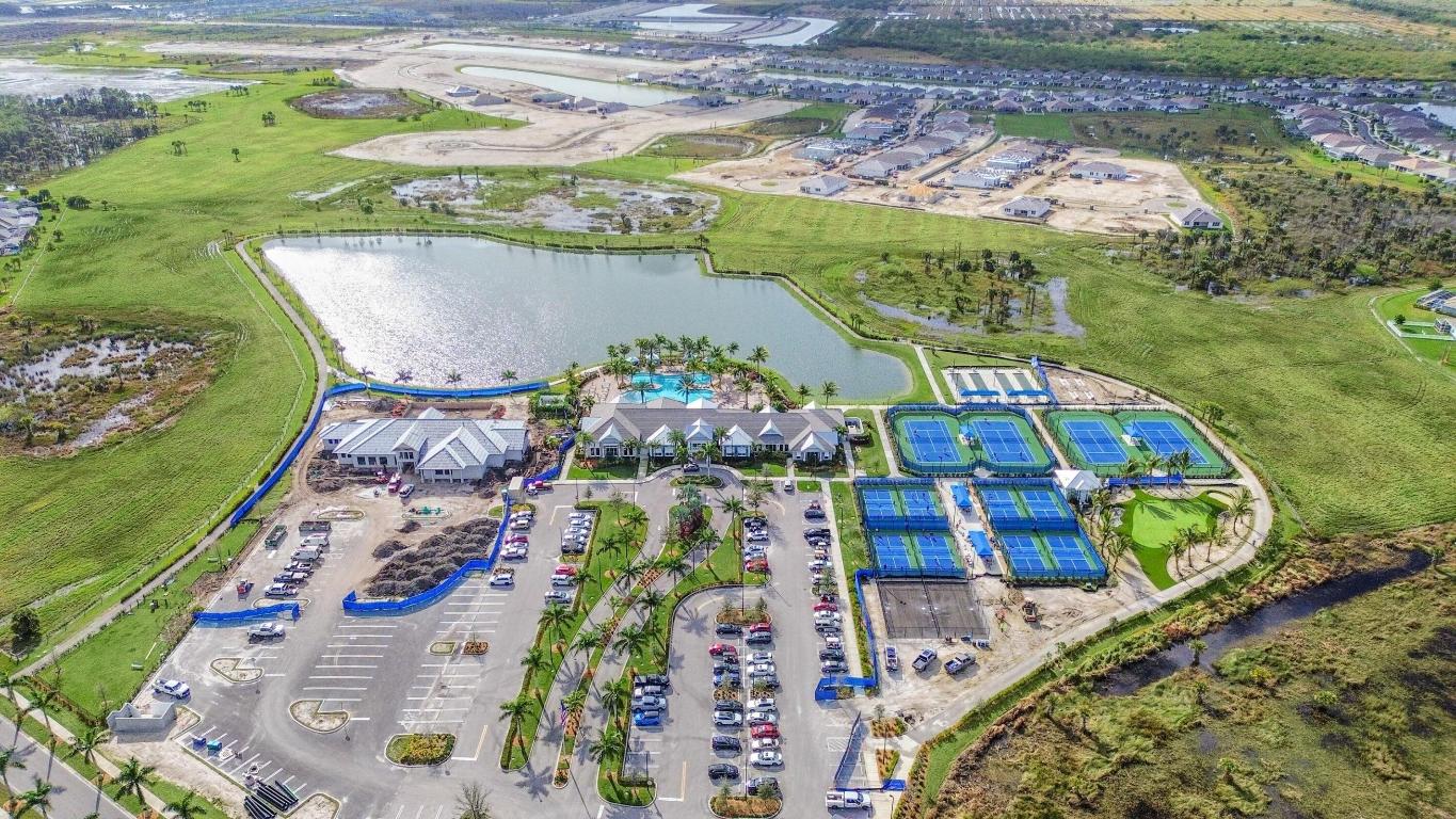 DEL WEBB AT TRADITION PLAT NO. 4 - Residential