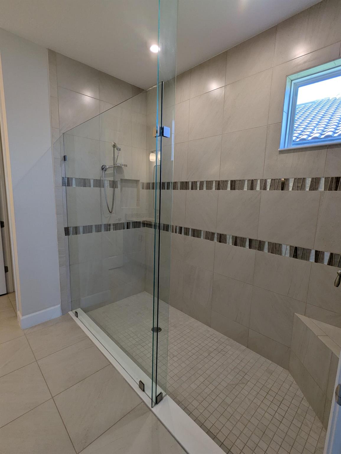 ESPLANADE AT TRADITION - Residential Lease