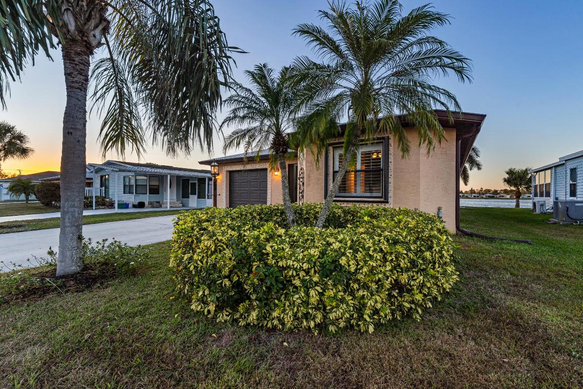 Spanish Lakes Fairways - Residential