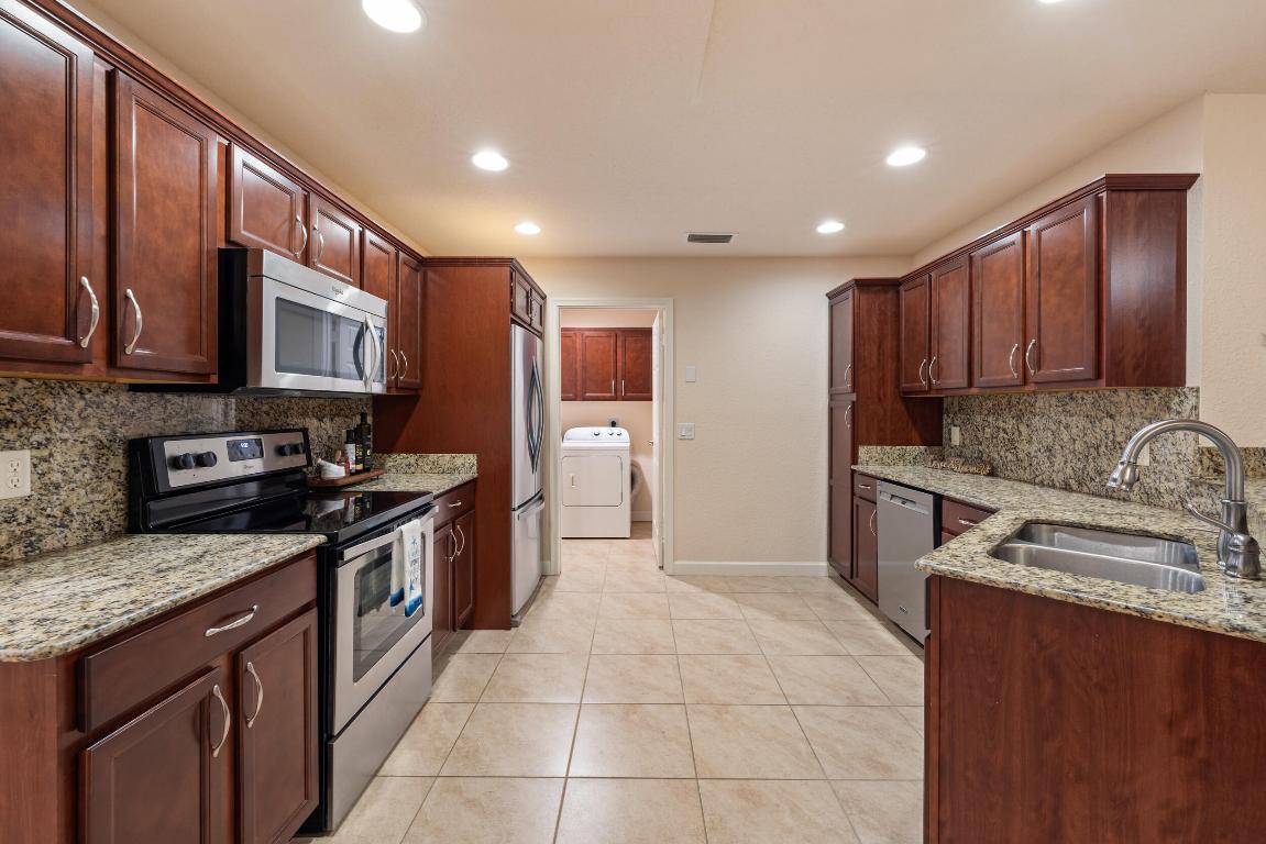 Spanish Lakes Fairways - Residential