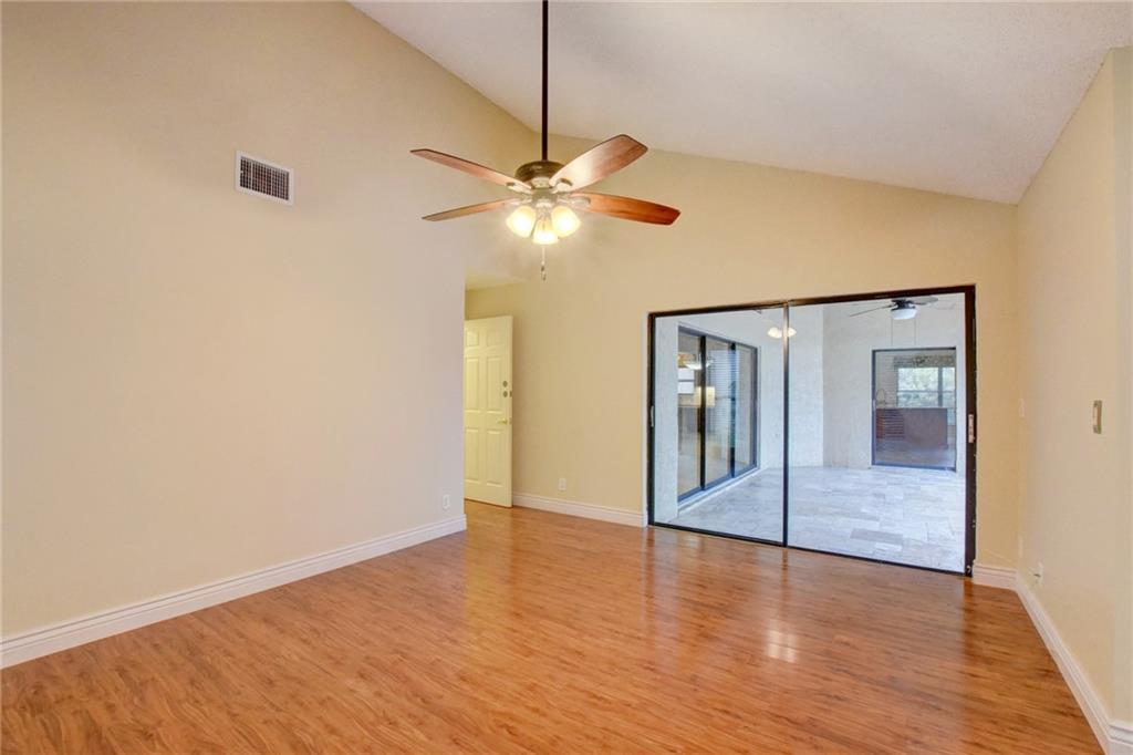 ESCONDIDO IV - Residential Lease