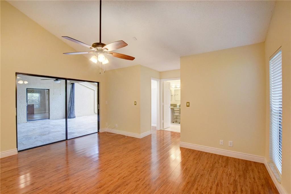 ESCONDIDO IV - Residential Lease