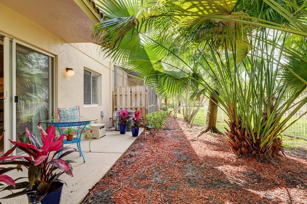 Photo of 5372 SE Jennings Lane, Stuart, FL 34997 (MLS # R10710034)