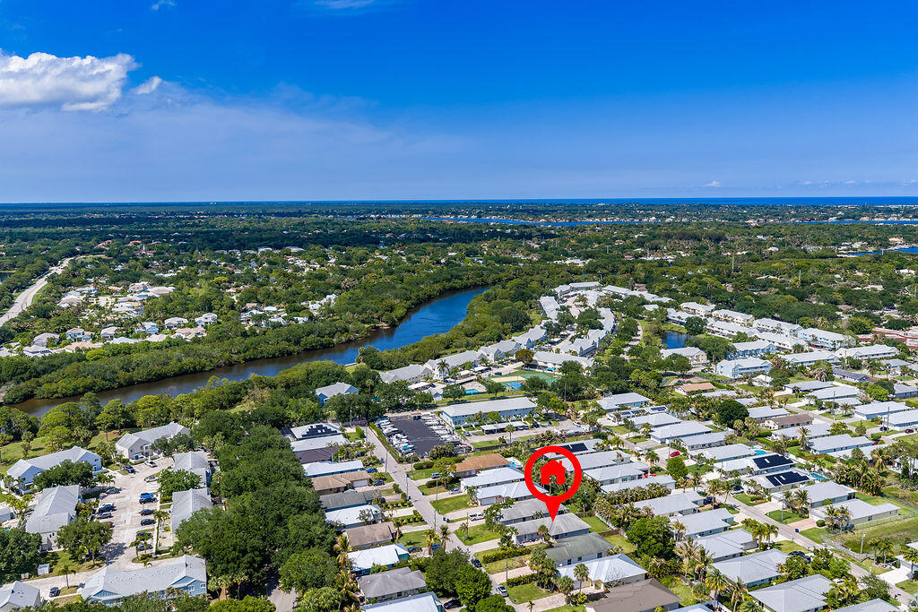 CINQUEZ PARK - Residential