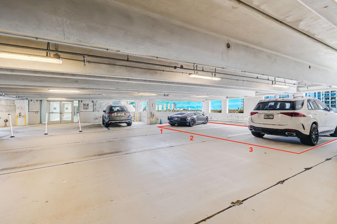 MARINA PLAMS NORTH TOWER - Residential