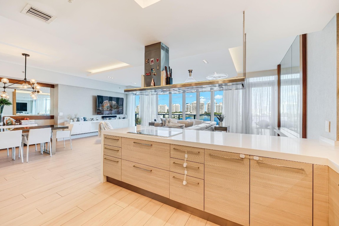 MARINA PLAMS NORTH TOWER - Residential