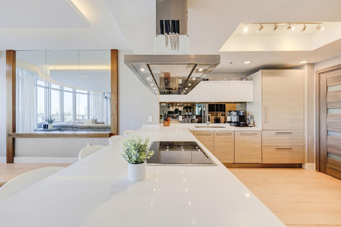 MARINA PLAMS NORTH TOWER - Residential