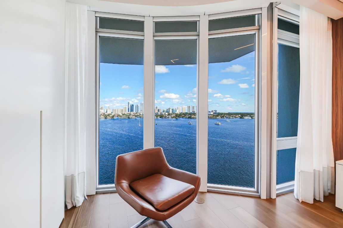 MARINA PLAMS NORTH TOWER - Residential