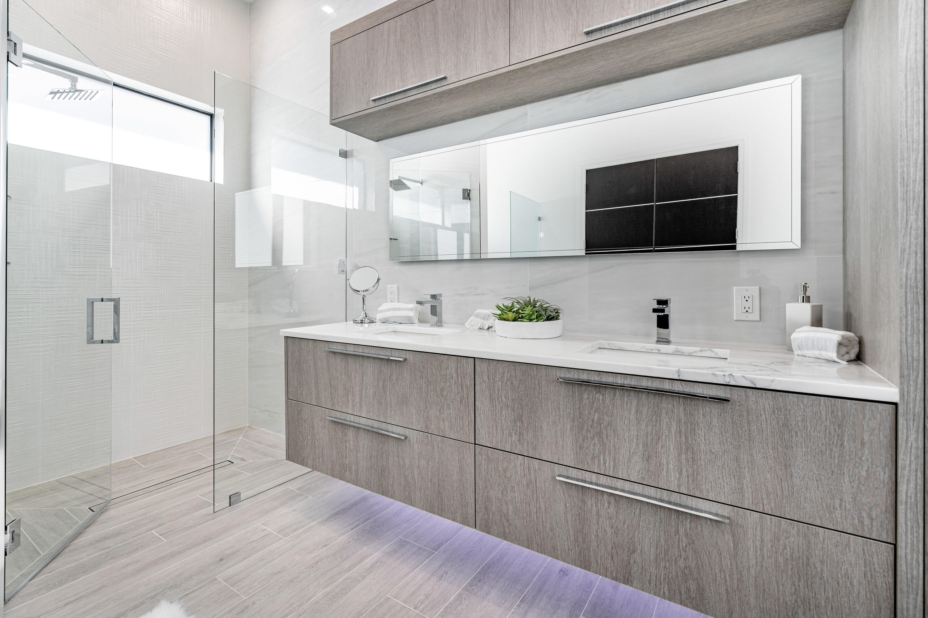 LA HACIENDA DELRAY - Residential