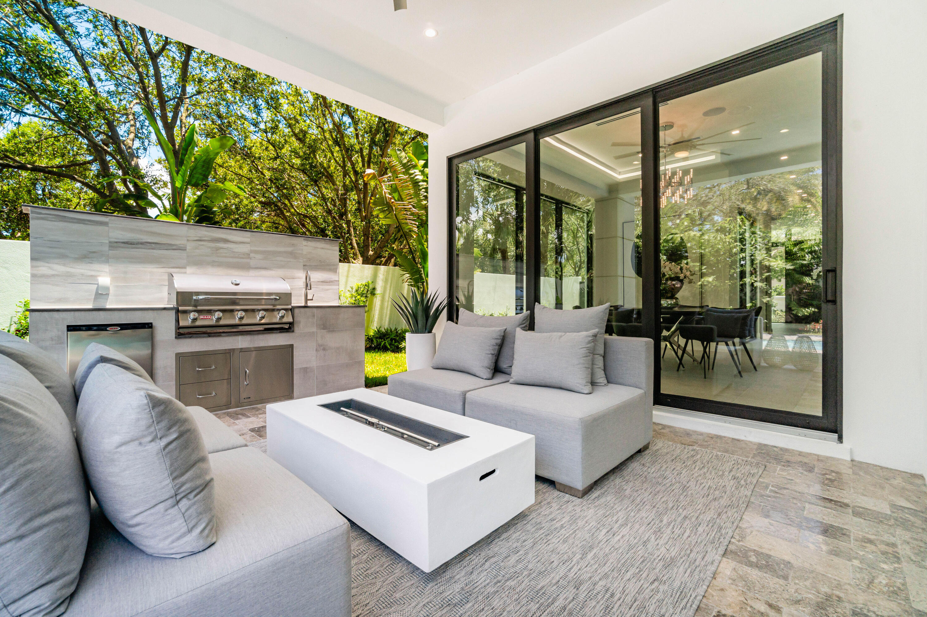 LA HACIENDA DELRAY - Residential