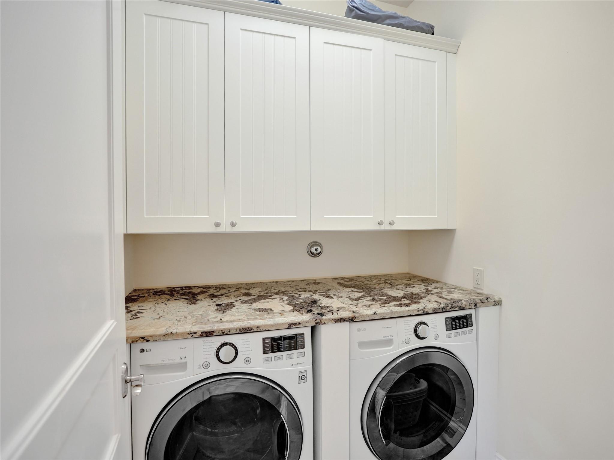 CORAL KEY VILLAS 3RD SEC - Residential