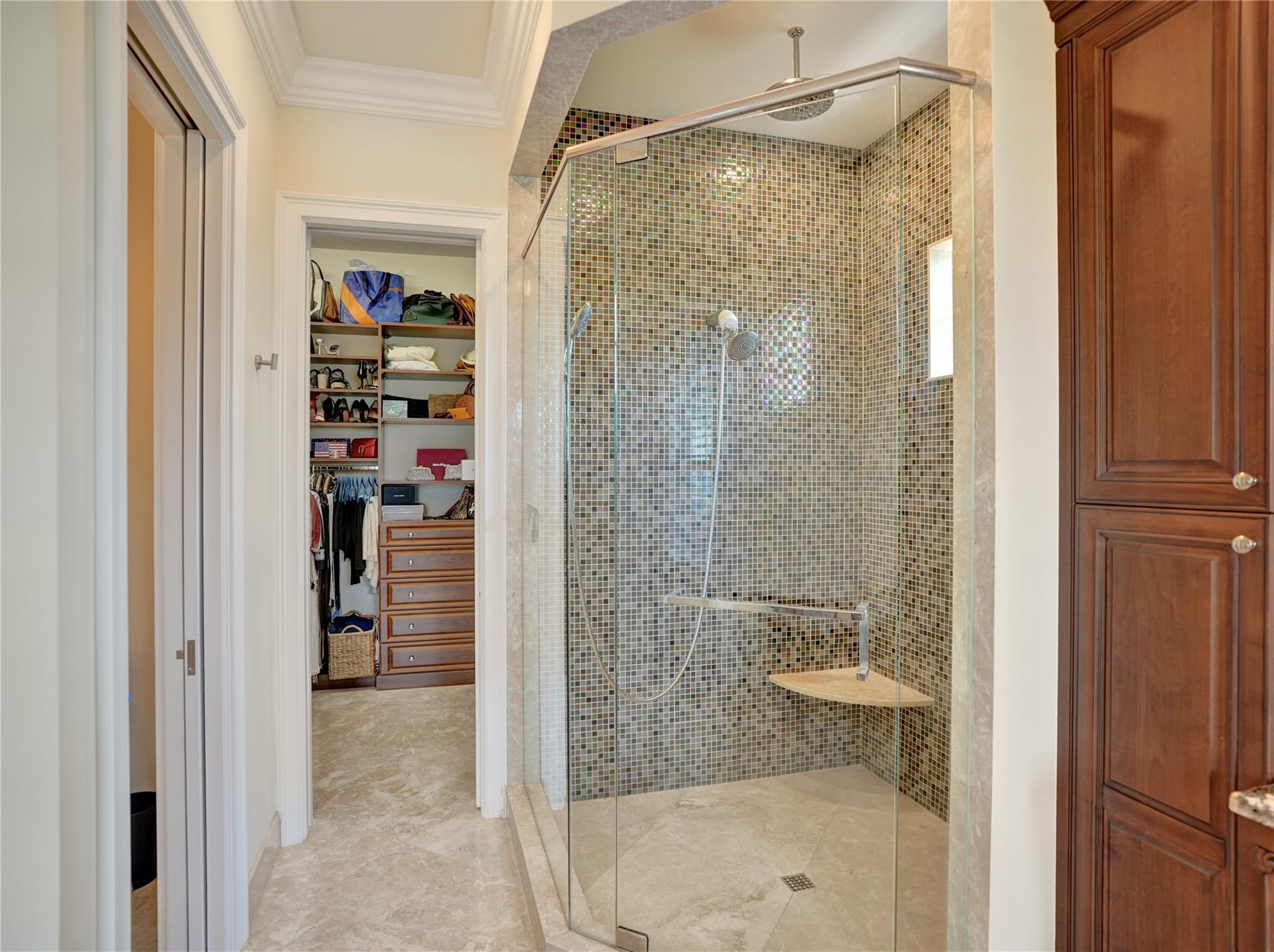 CORAL KEY VILLAS 3RD SEC - Residential