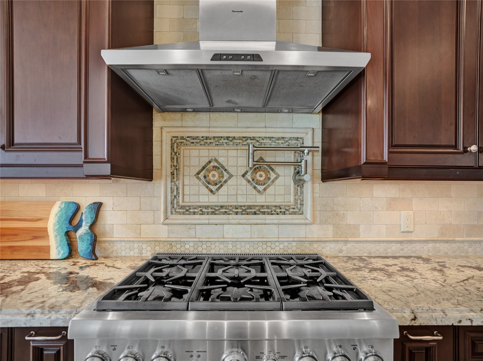 CORAL KEY VILLAS 3RD SEC - Residential